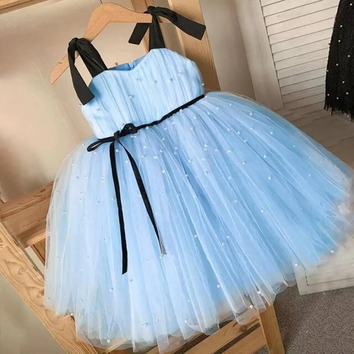 Abito da festa di Natale per ragazza Abito da principessa di compleanno elegante senza maniche in tulle verde Abito da cerimonia