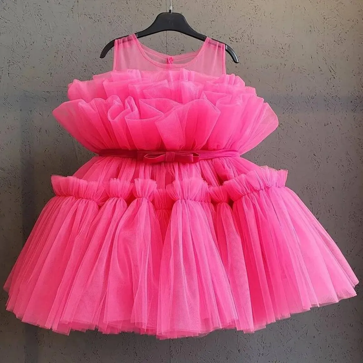 Abito da festa di Natale per ragazza Abito da principessa di compleanno elegante senza maniche in tulle verde Abito da cerimonia