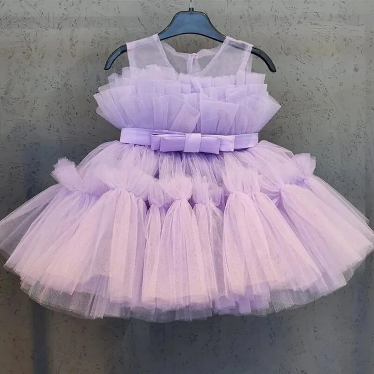Abito da festa di Natale per ragazza Abito da principessa di compleanno elegante senza maniche in tulle verde Abito da cerimonia