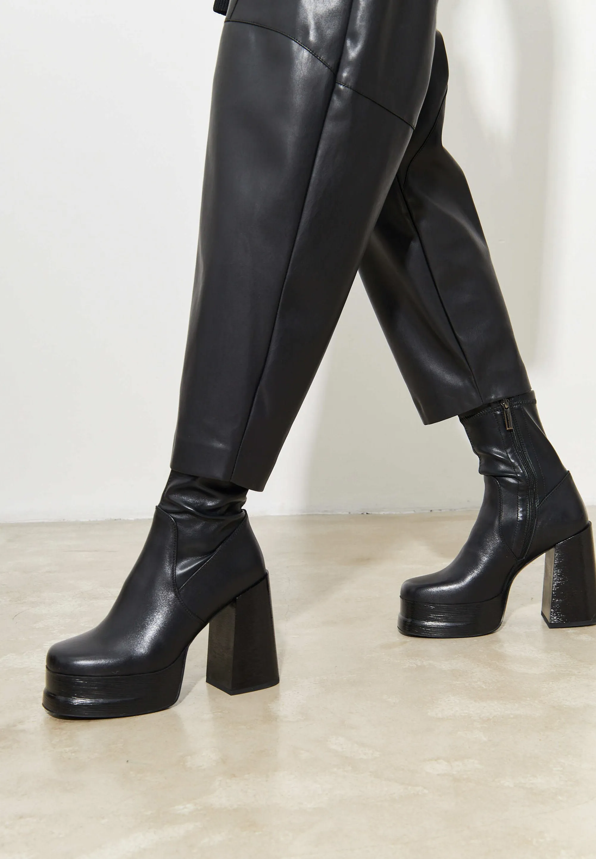 BLOCK HEEL - Stivaletti con tacco