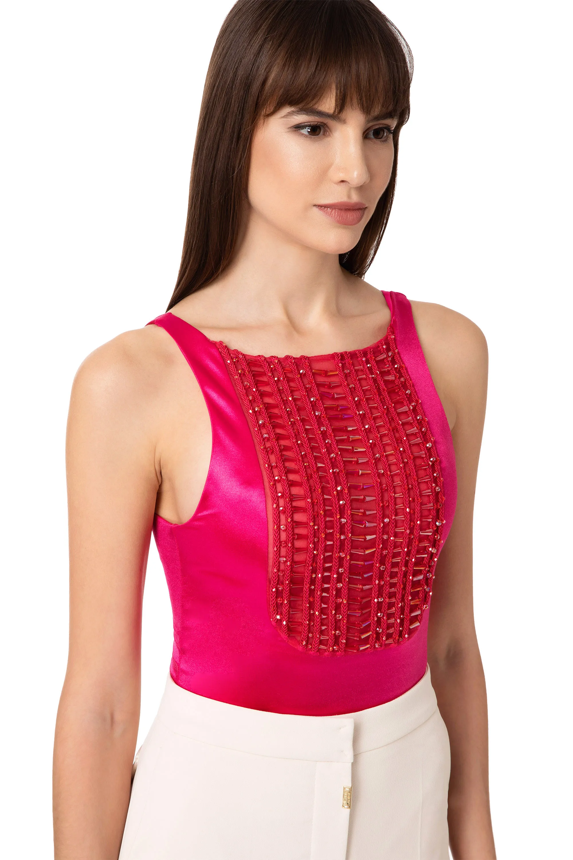 Body con plastron ricamato