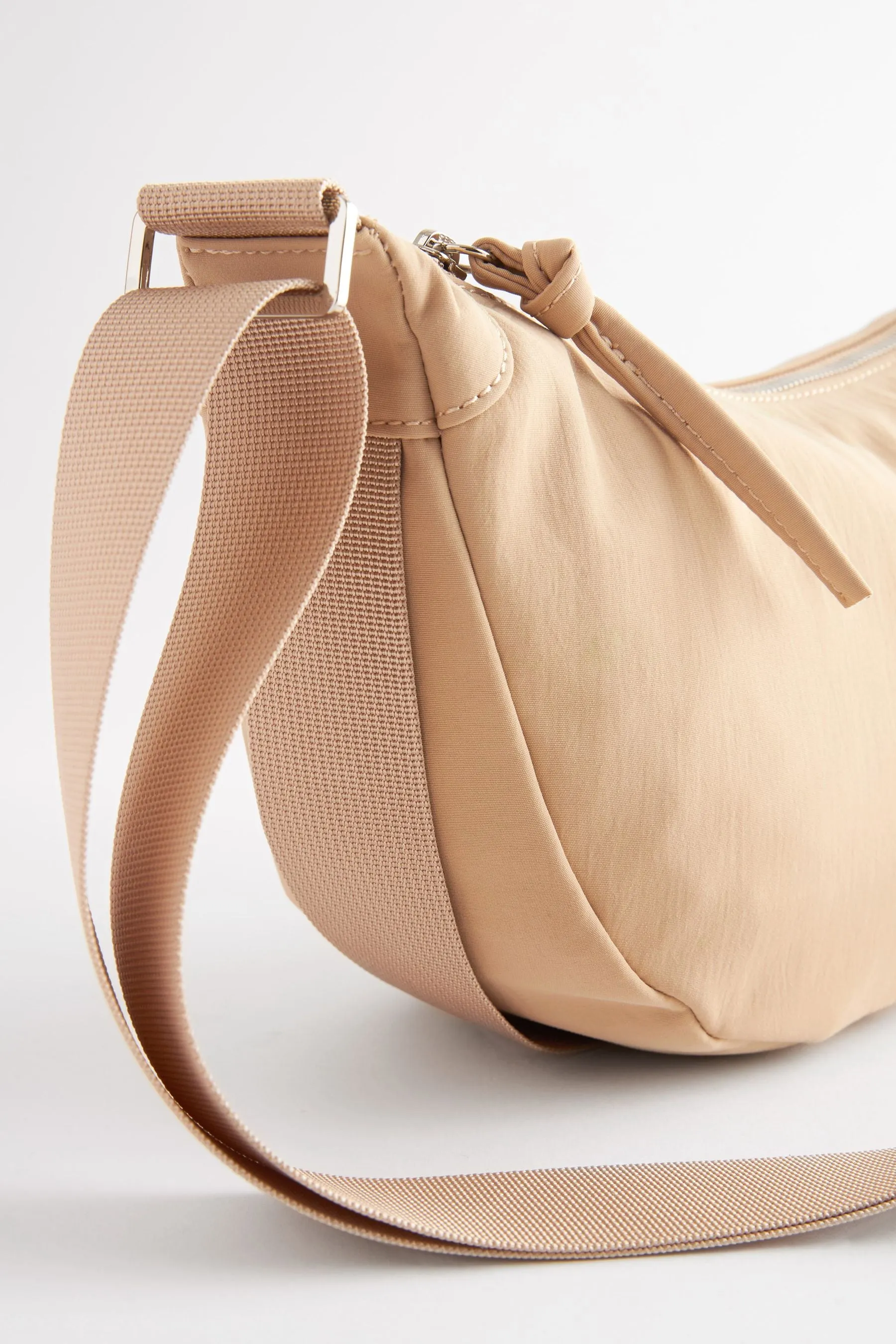 Borsa a tracolla con cinturino    