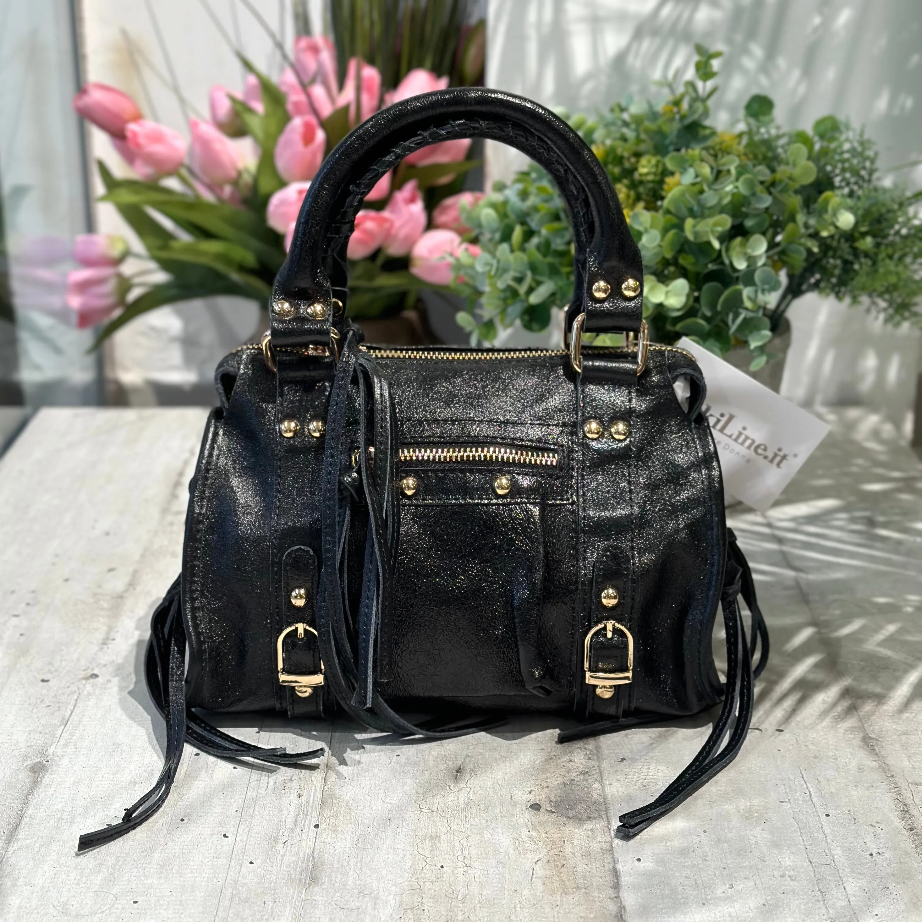 Borsa Mini Nera Laminata a Spalla con Tracolla Vera Pelle