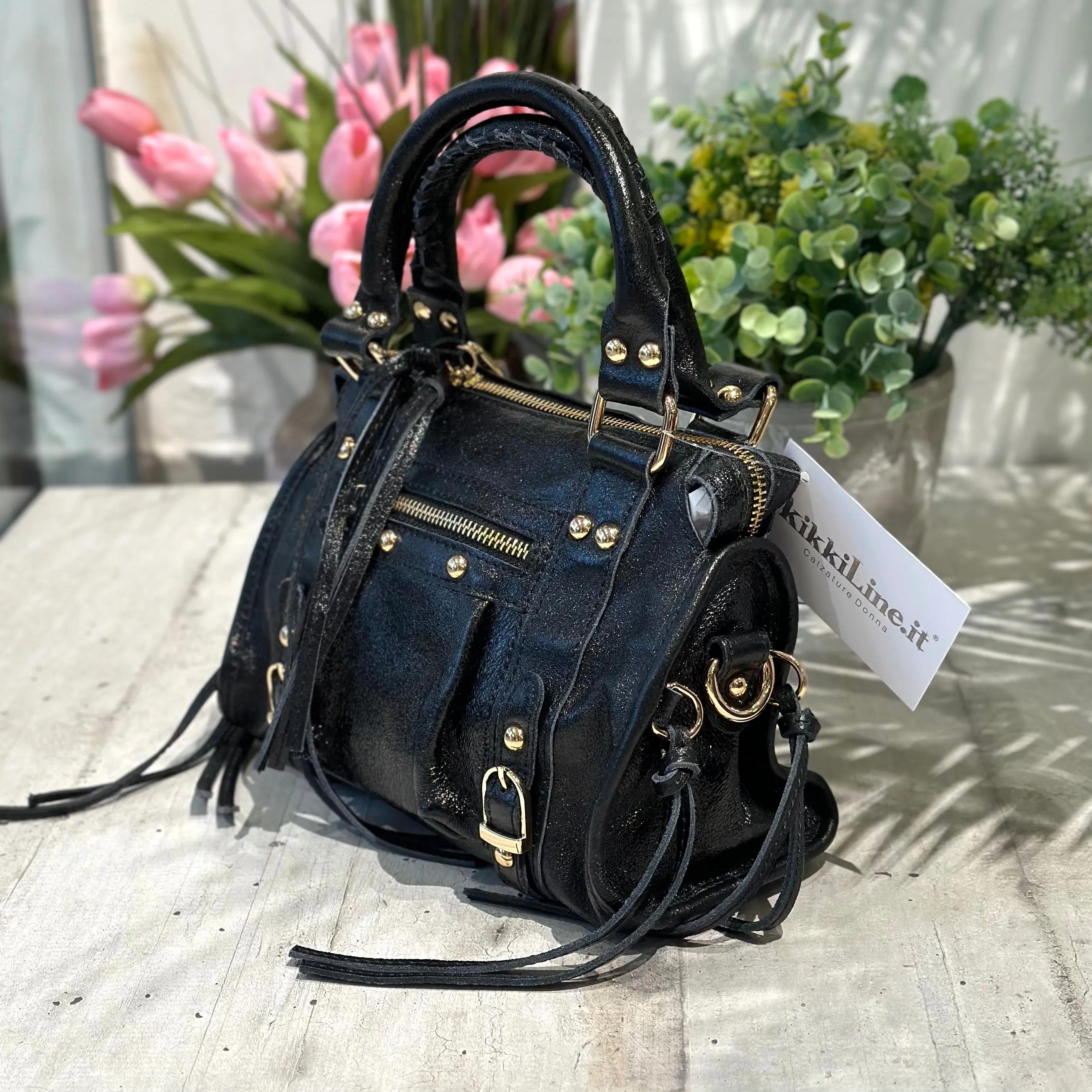 Borsa Mini Nera Laminata a Spalla con Tracolla Vera Pelle