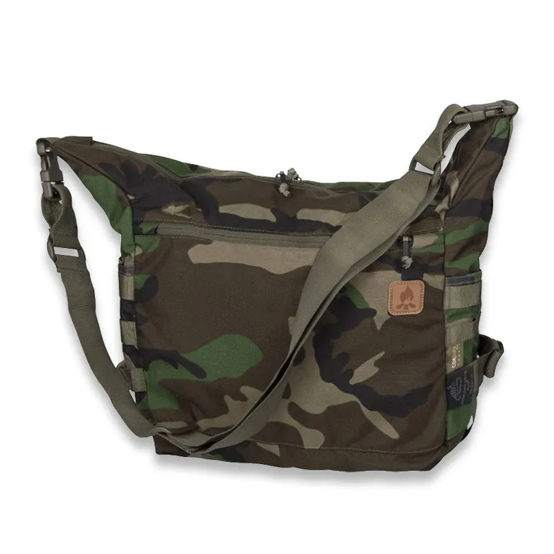 Borsa monospalla Helikon-Tex Bushcraft Satchell, us woodland TB-BST-CD-03