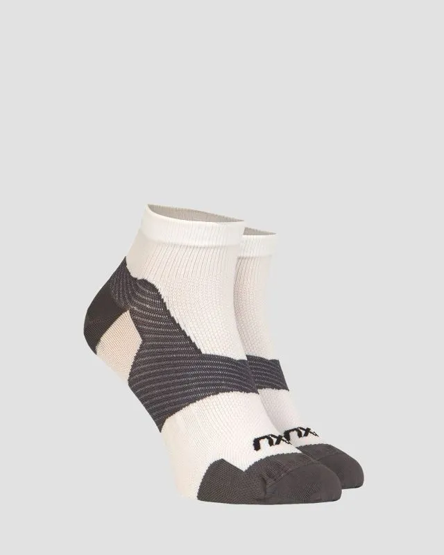 Calzini 2xU VECTR ULTRALIGHT 1/4 CREW SOC