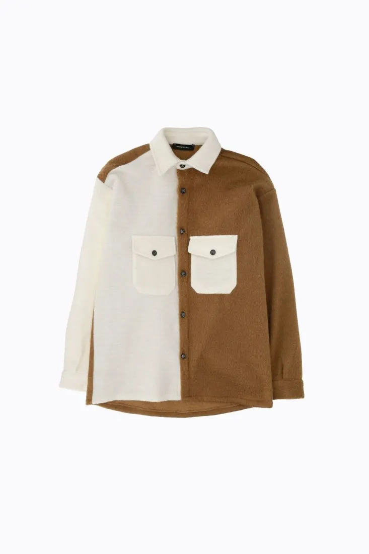 Camicia bicolor con tasche applicate