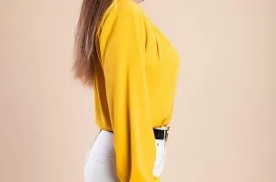 Camicia elegante con scollo rotondo, senape