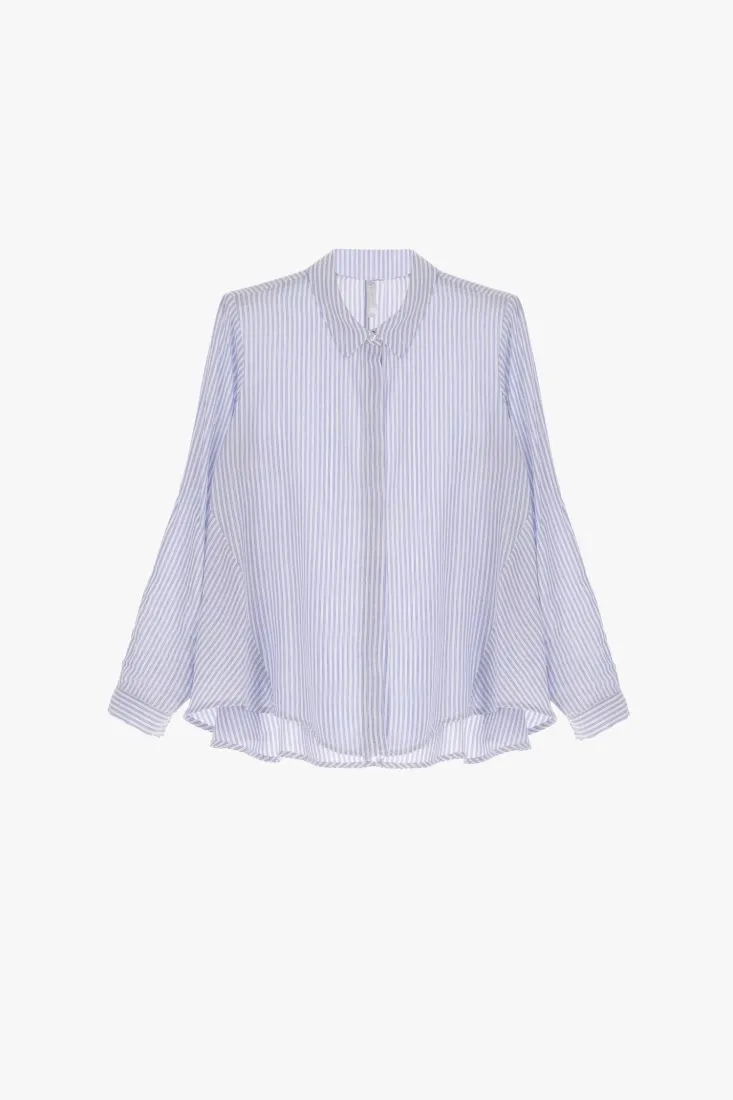 Camicia svasata a righe con abbottonatura nascosta
