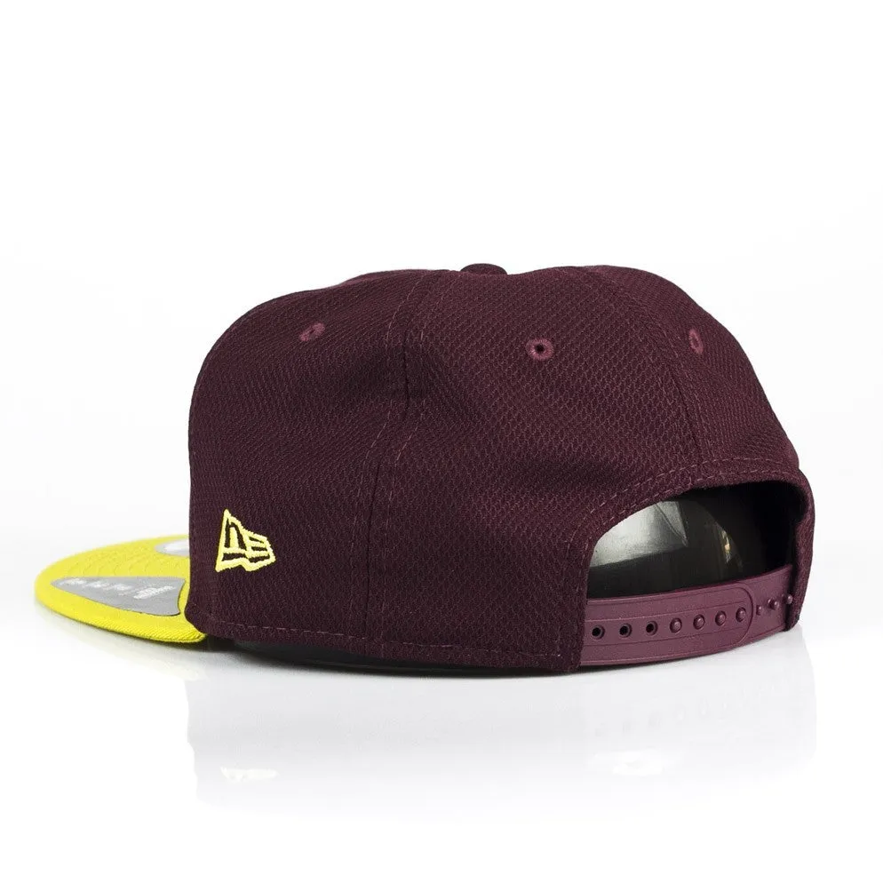 Cappellino Visiera Piatta Uomo Diamond Era Essential 950 Neyyan Maroon/yellow