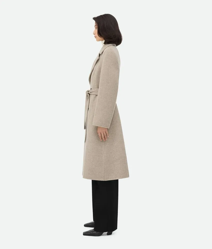 Cappotto in morbido cashmere doppio 