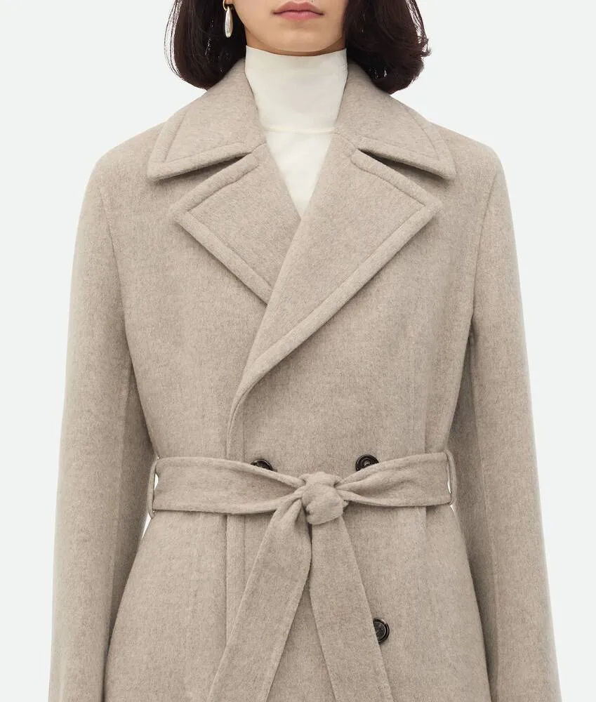 Cappotto in morbido cashmere doppio 