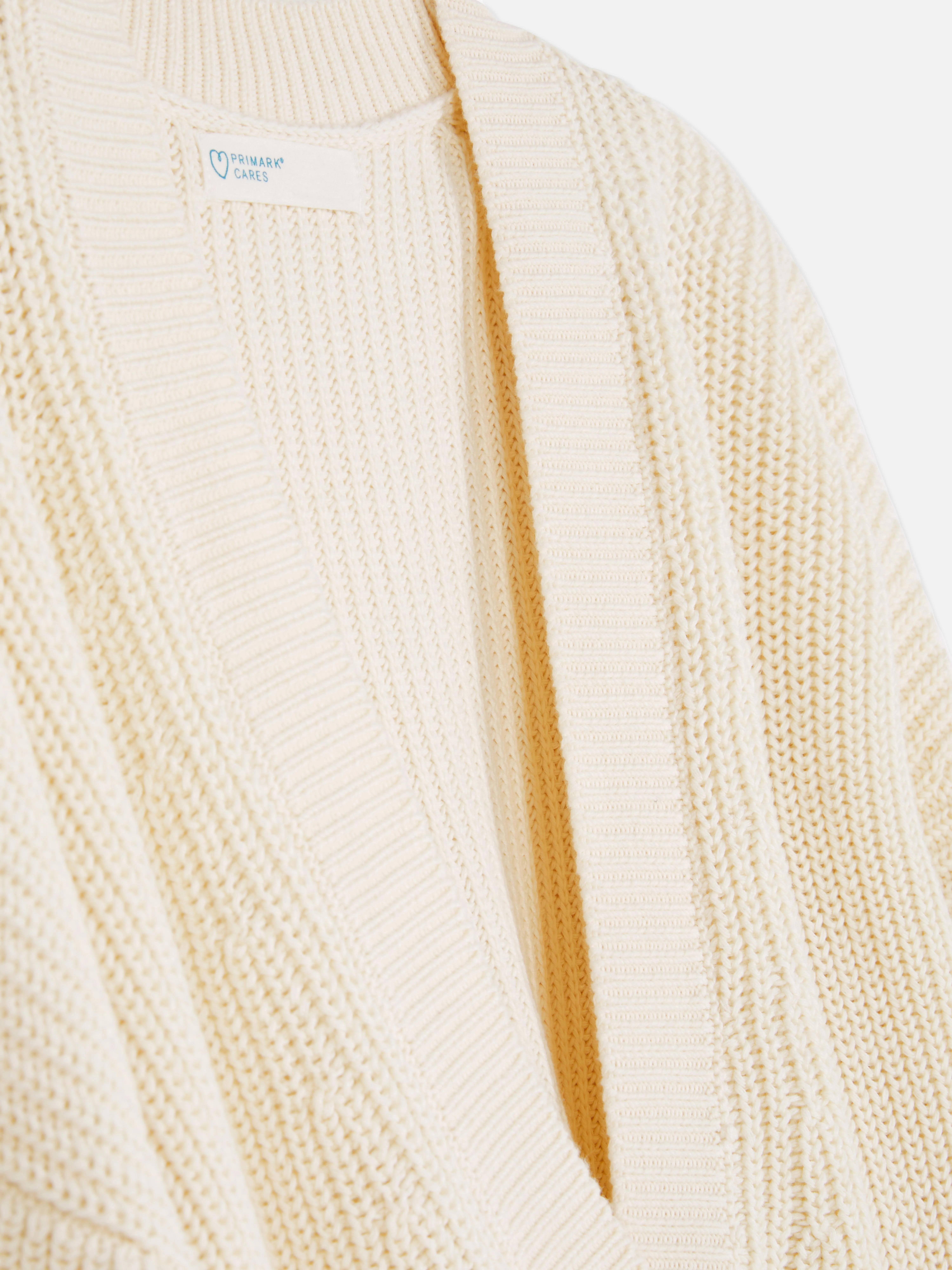 Cardigan oversize lavorato a maglia
