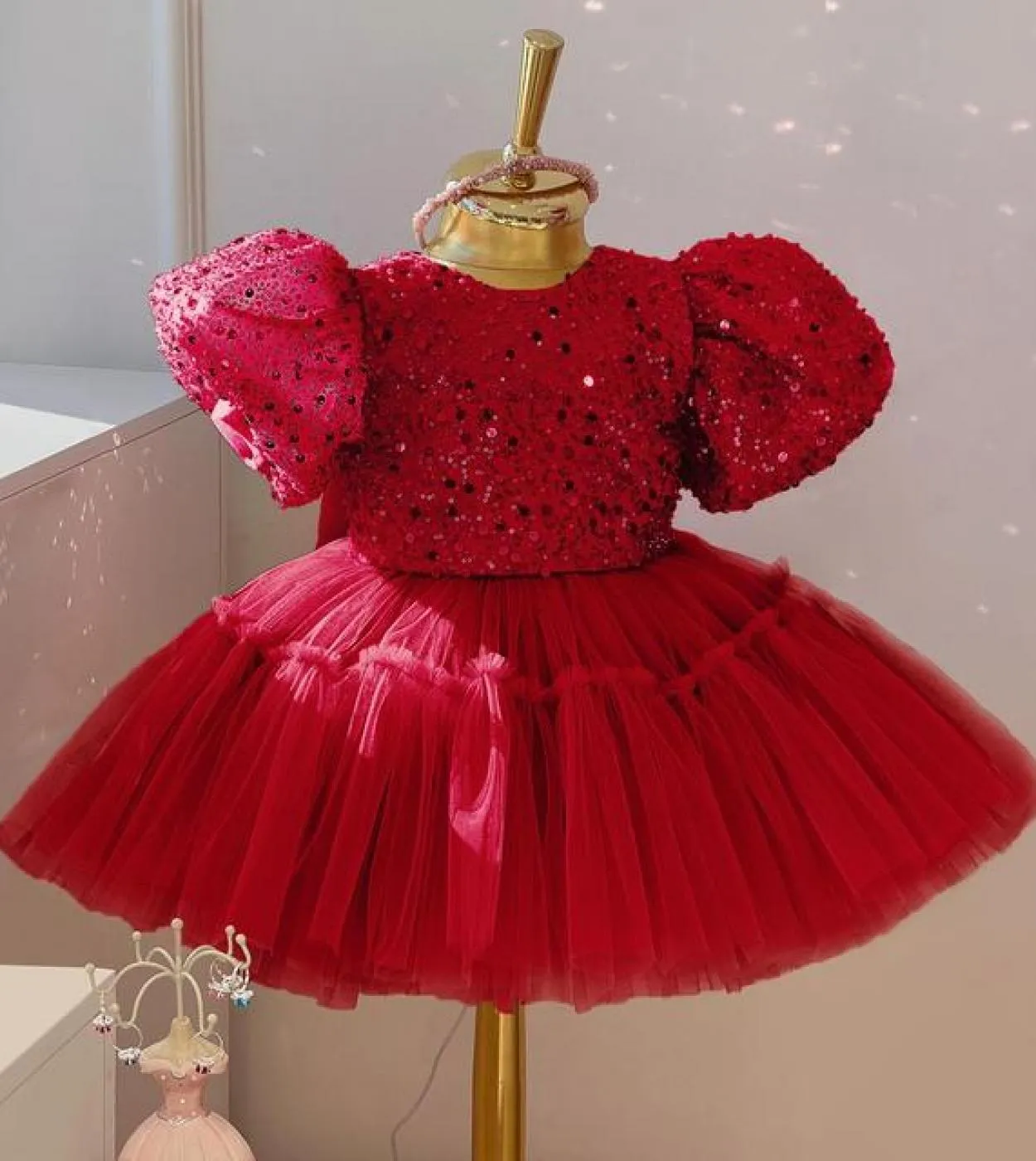 Cute Baby Girl One Year Birthday Dress 12m Infant Puff Sleeve Tulle Tutu Gown Neonata Red Paillettes Carnevale di Natale