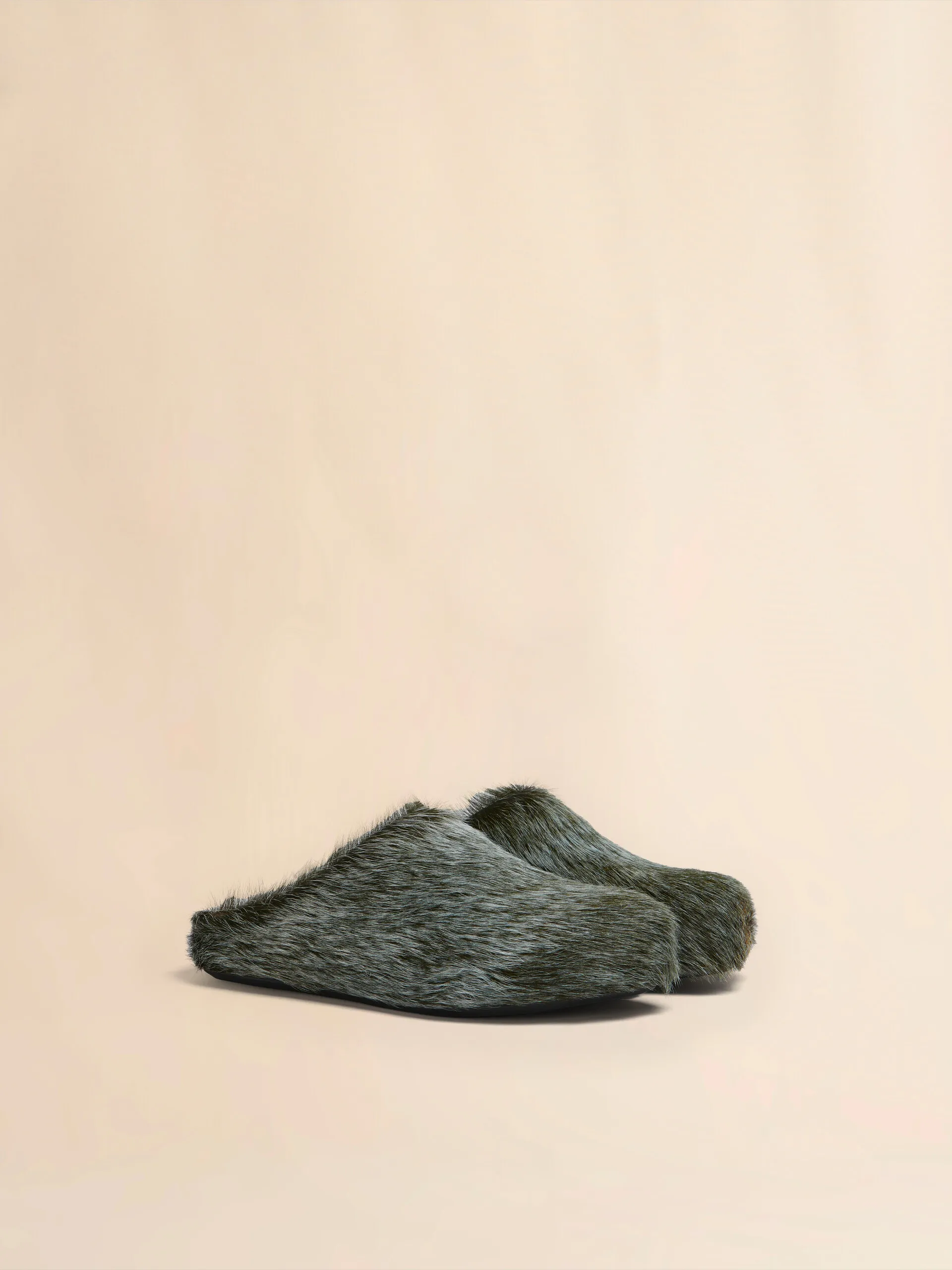 Fussbett sabot in vitello a pelo lungo grigio blu