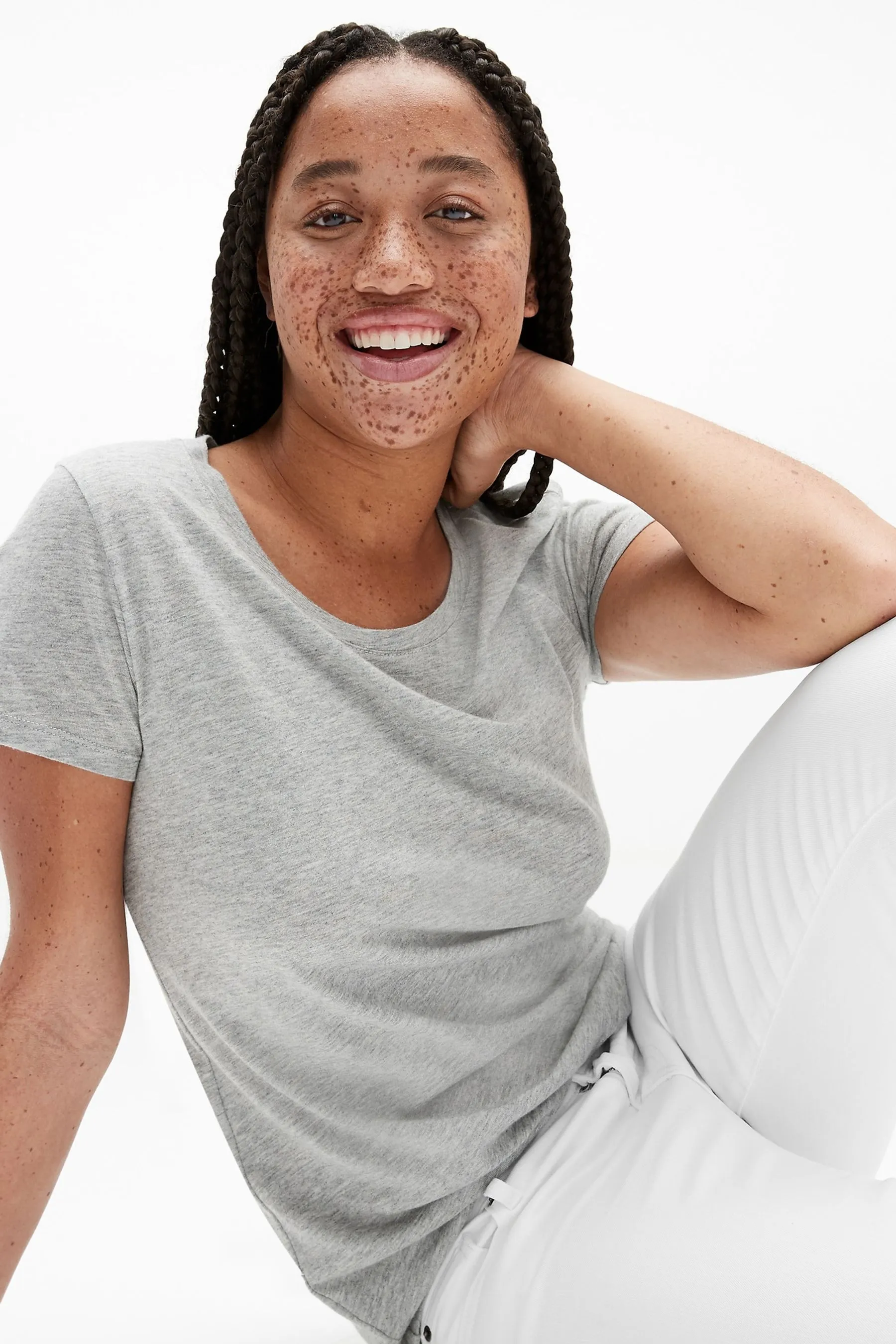Gap T Shirt Scollo a V Maniche corte in cotone-modal    