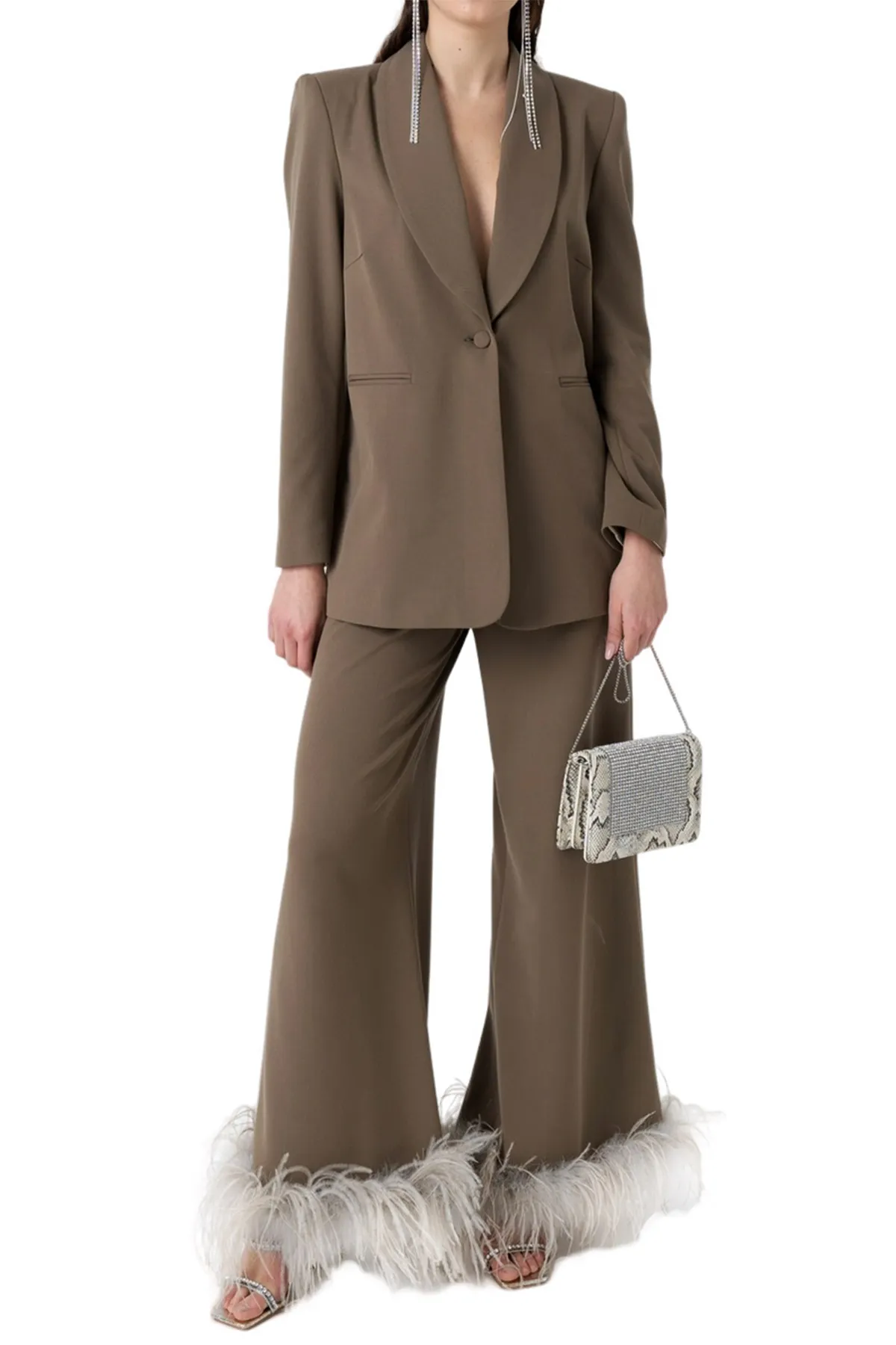 Giacca donna blazer oversize due bottoni lunga tashe a filo con spalline e rever sciallato