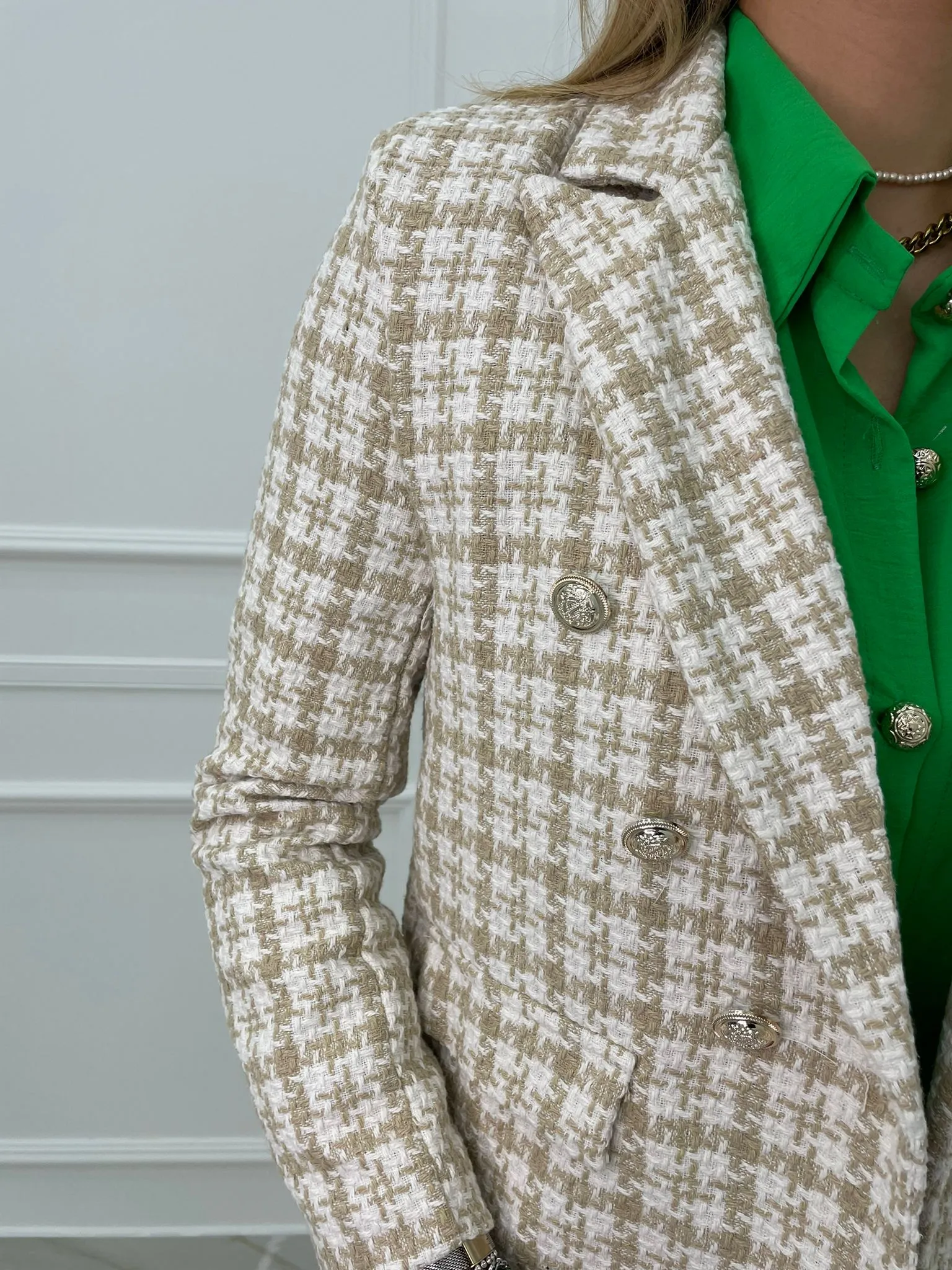 Giacca tweed doppiopetto con bottoni oro