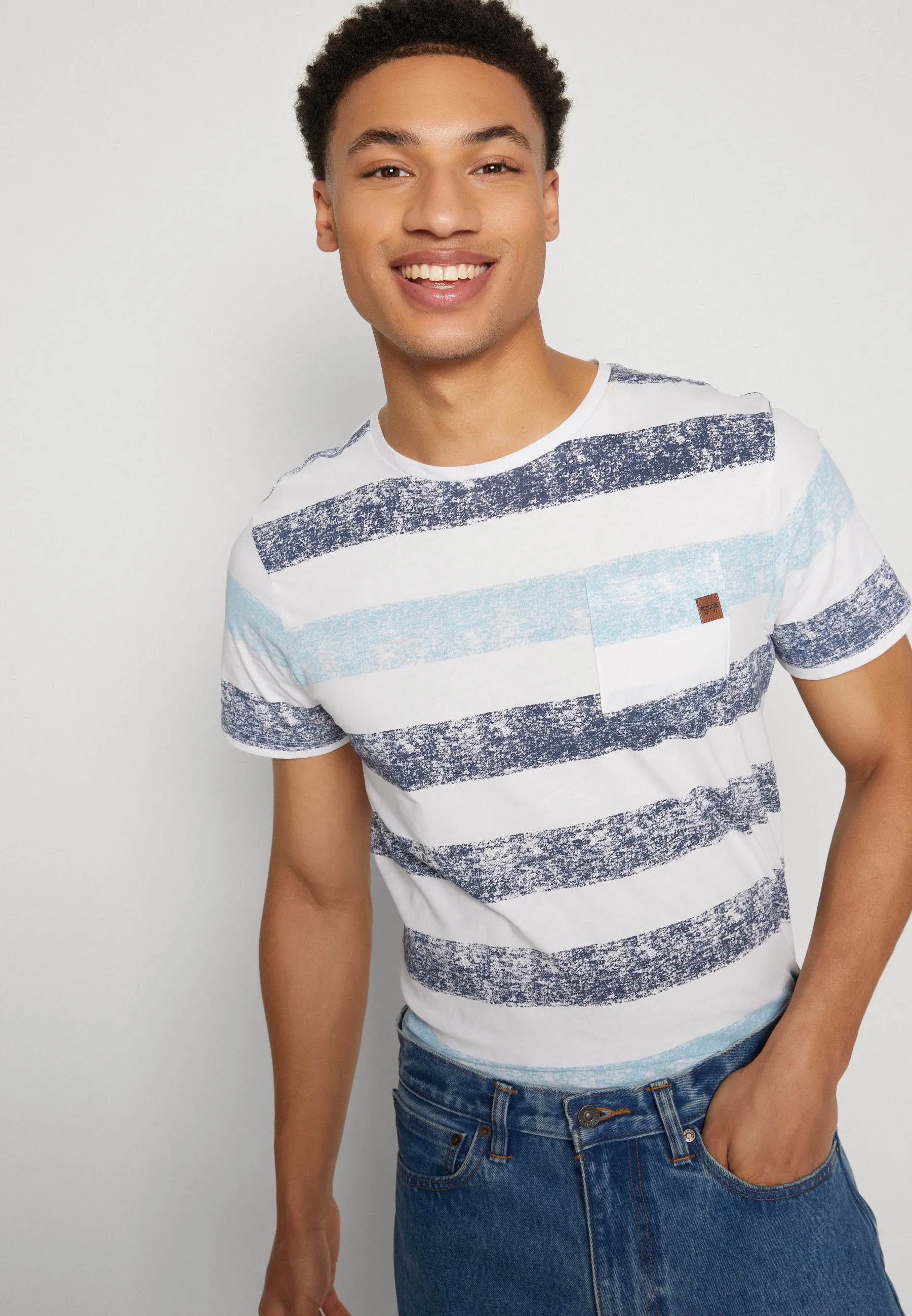 HERNANDEZ - T-shirt con stampa