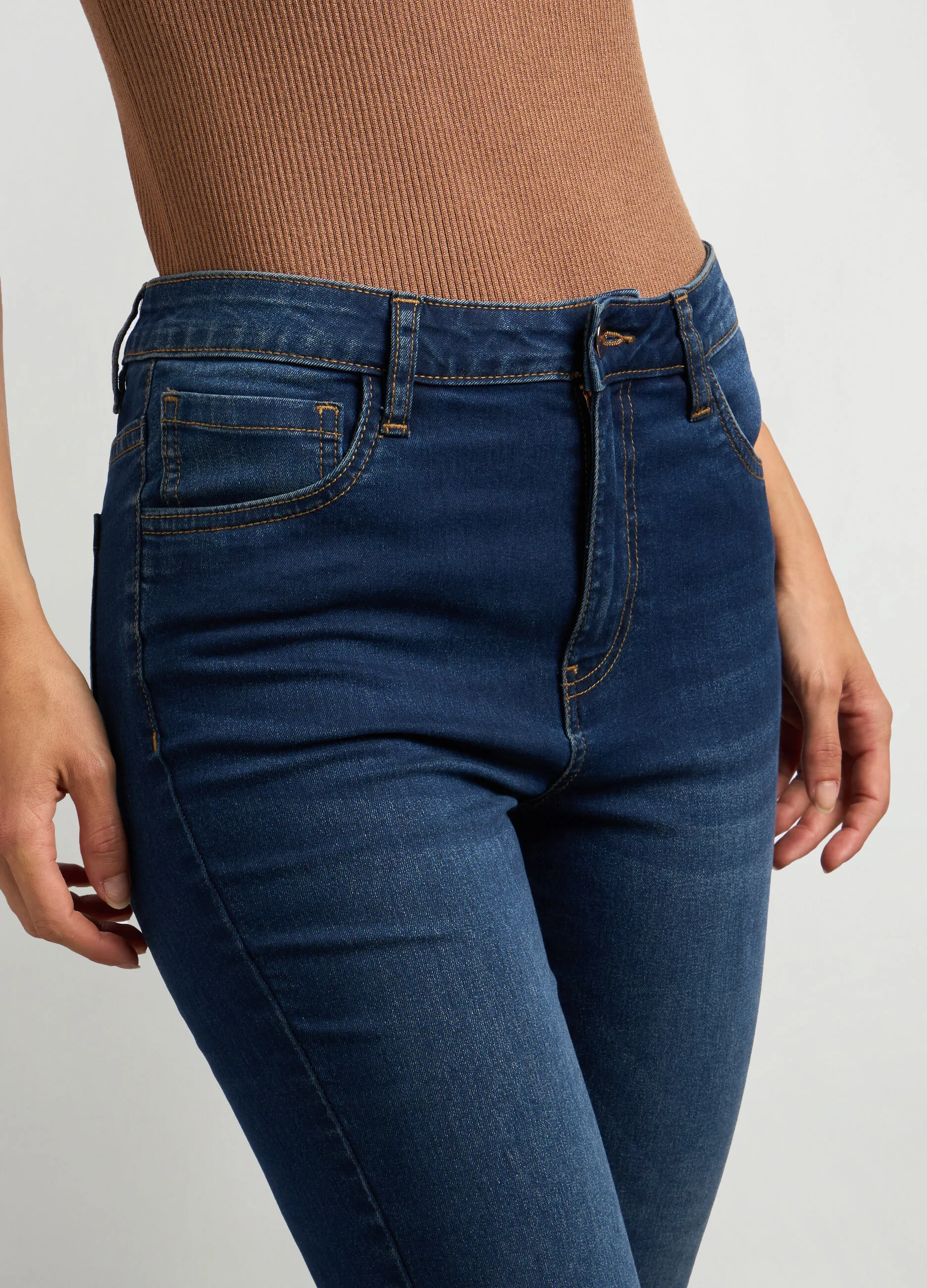 IWIE  Pantaloni in denim di misto cotone stretch flare fit donna