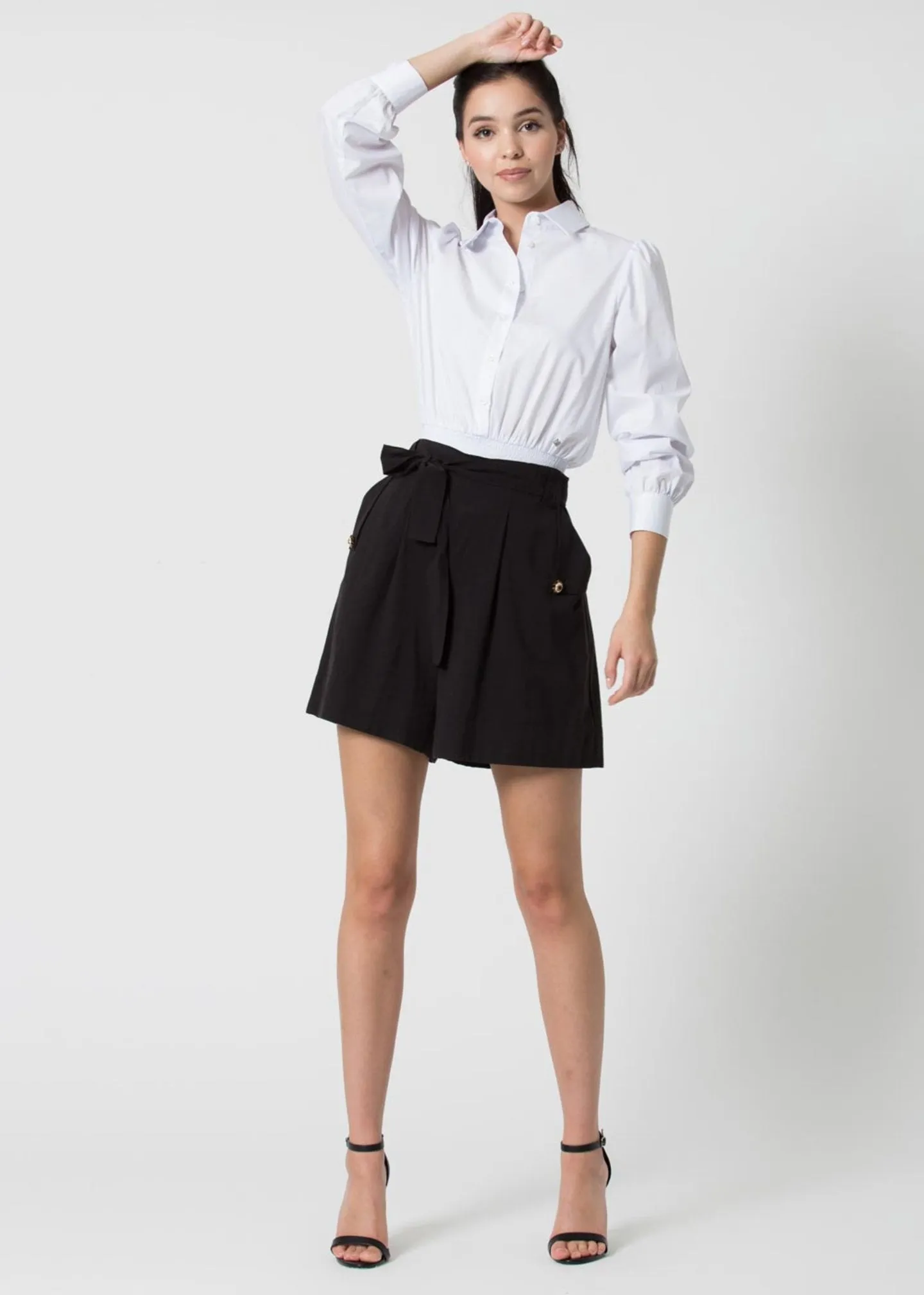 Kocca Belted Shorts / Black
