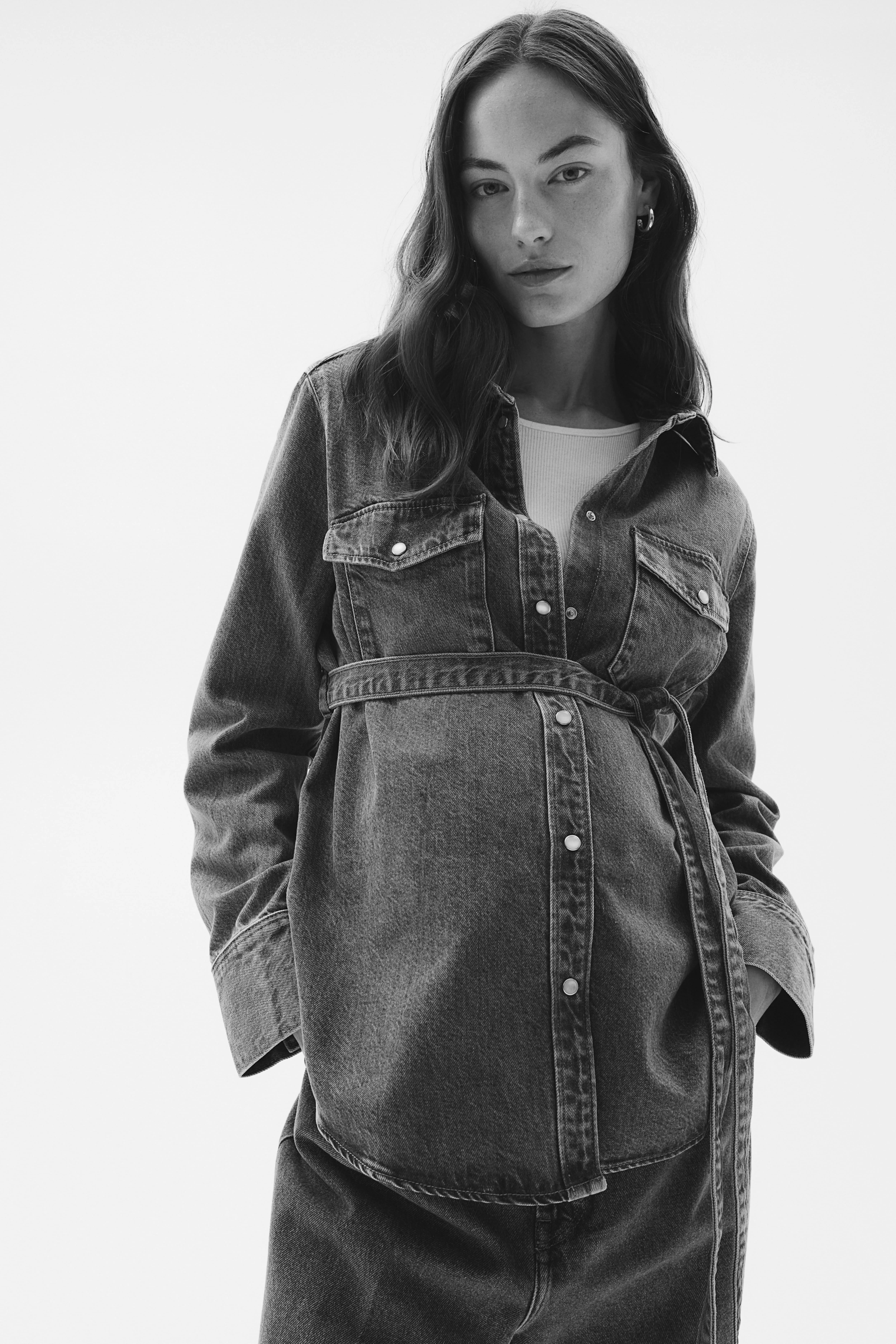 MAMA Camicia in denim con cintura da annodare