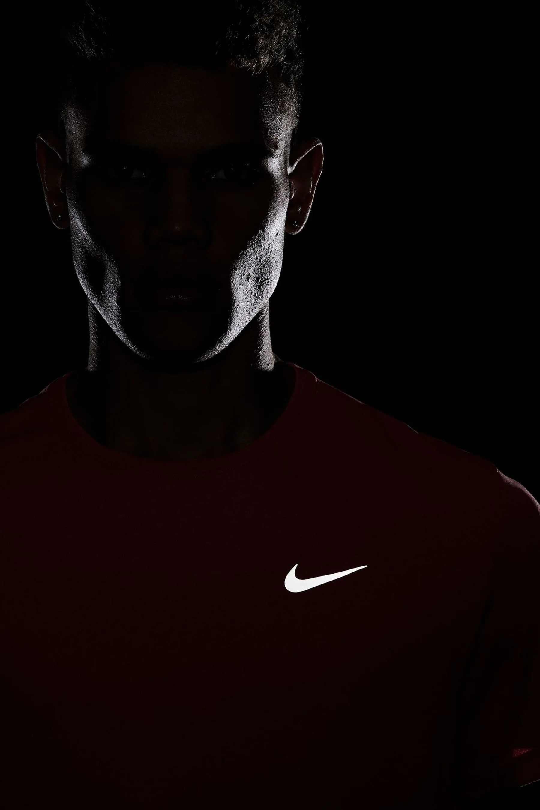 Nike - Miler - T-shirt da running UV Dri-FIT