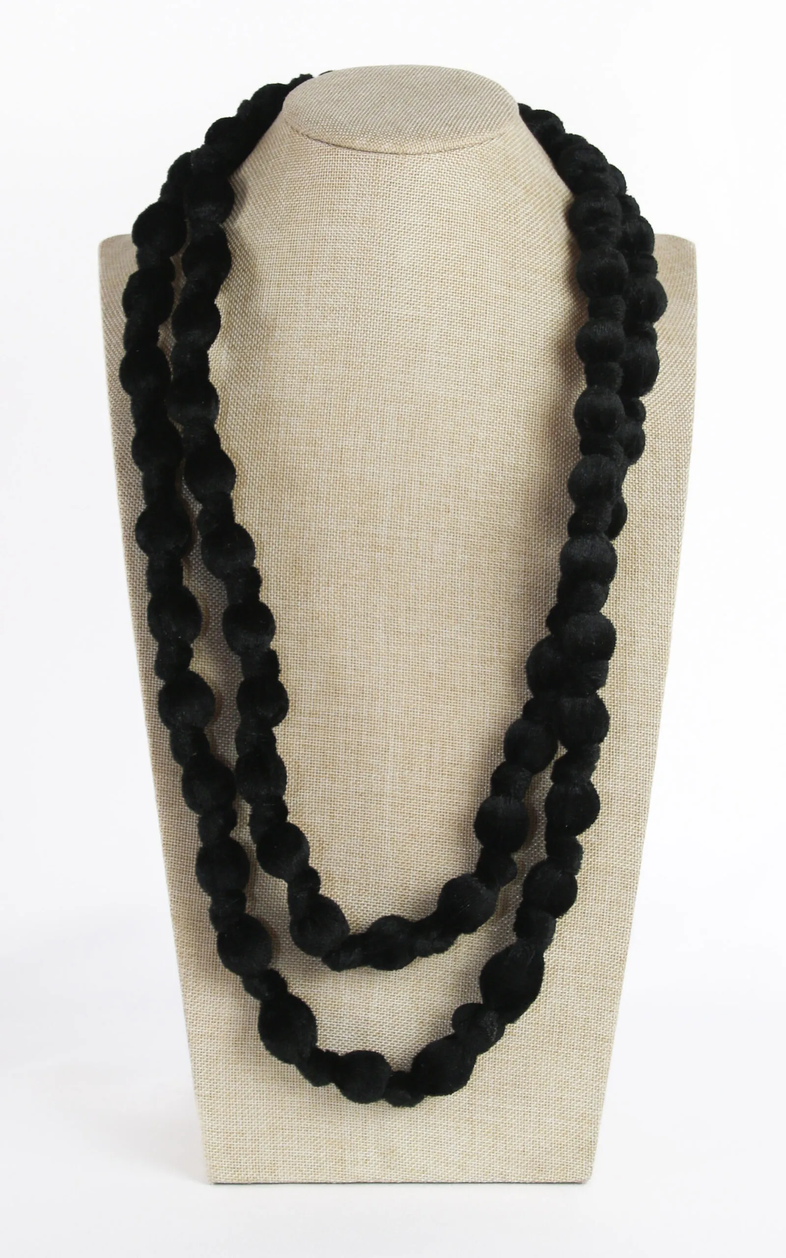 Off-On – collana lunga – nera