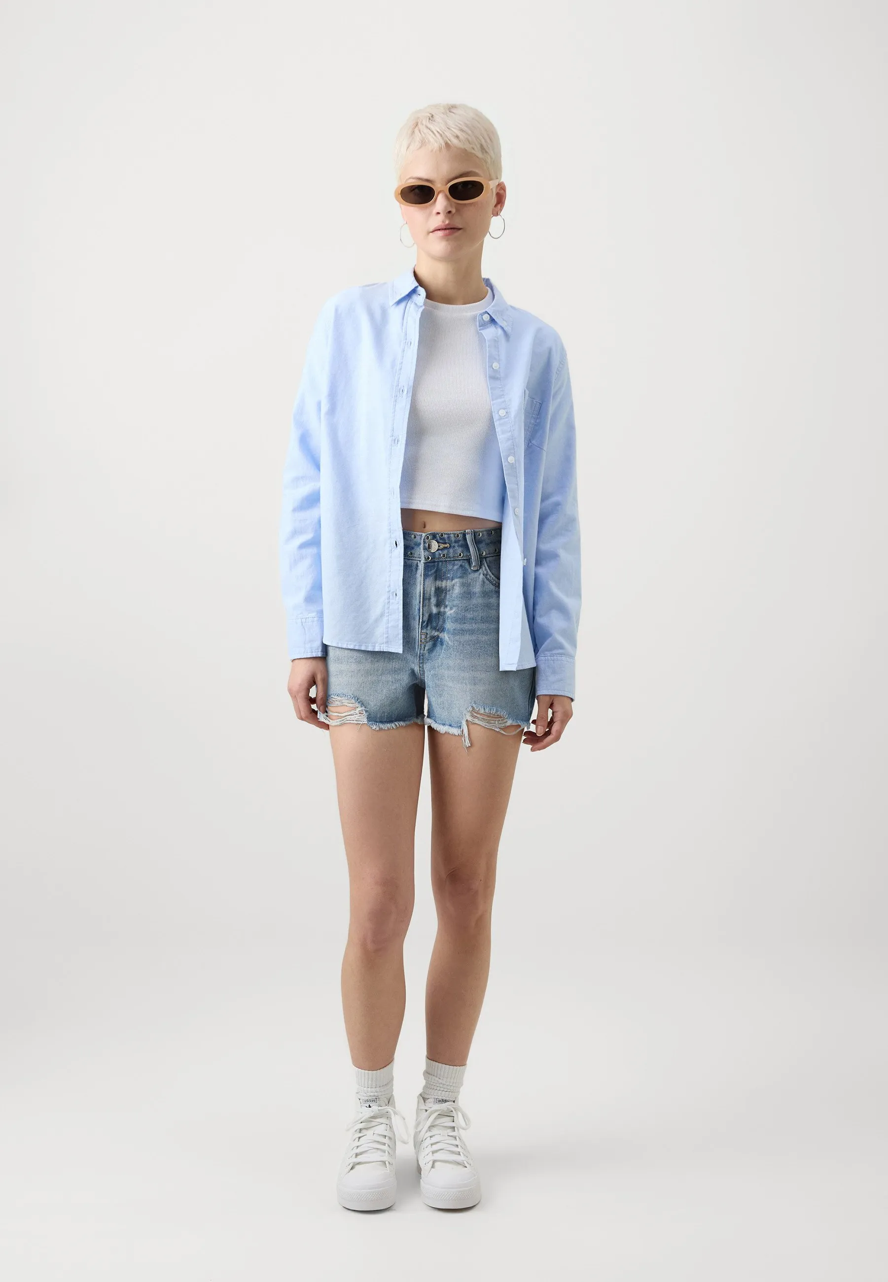 ONLPACY STUDDED - Shorts di jeans