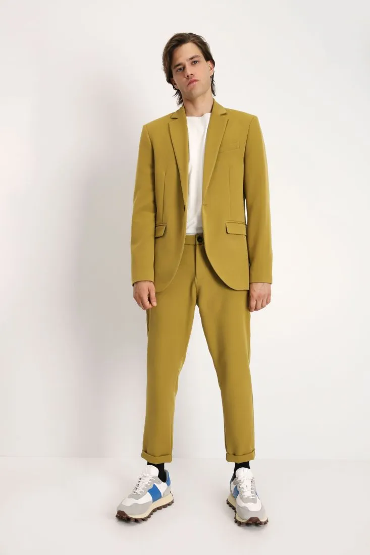 Pantaloni chino con orli risvoltati
