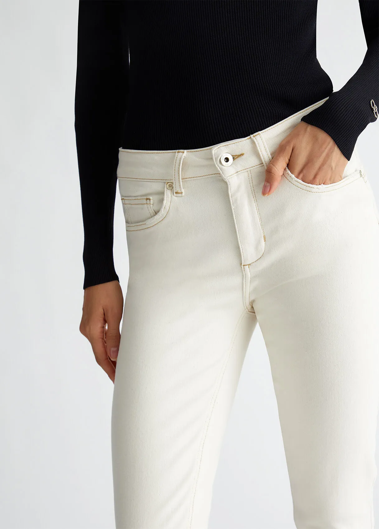 Pantaloni skinny bottom up 