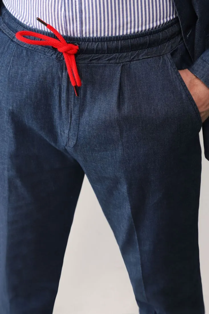 Pantaloni straight monocolour con coulisse e piega stirata