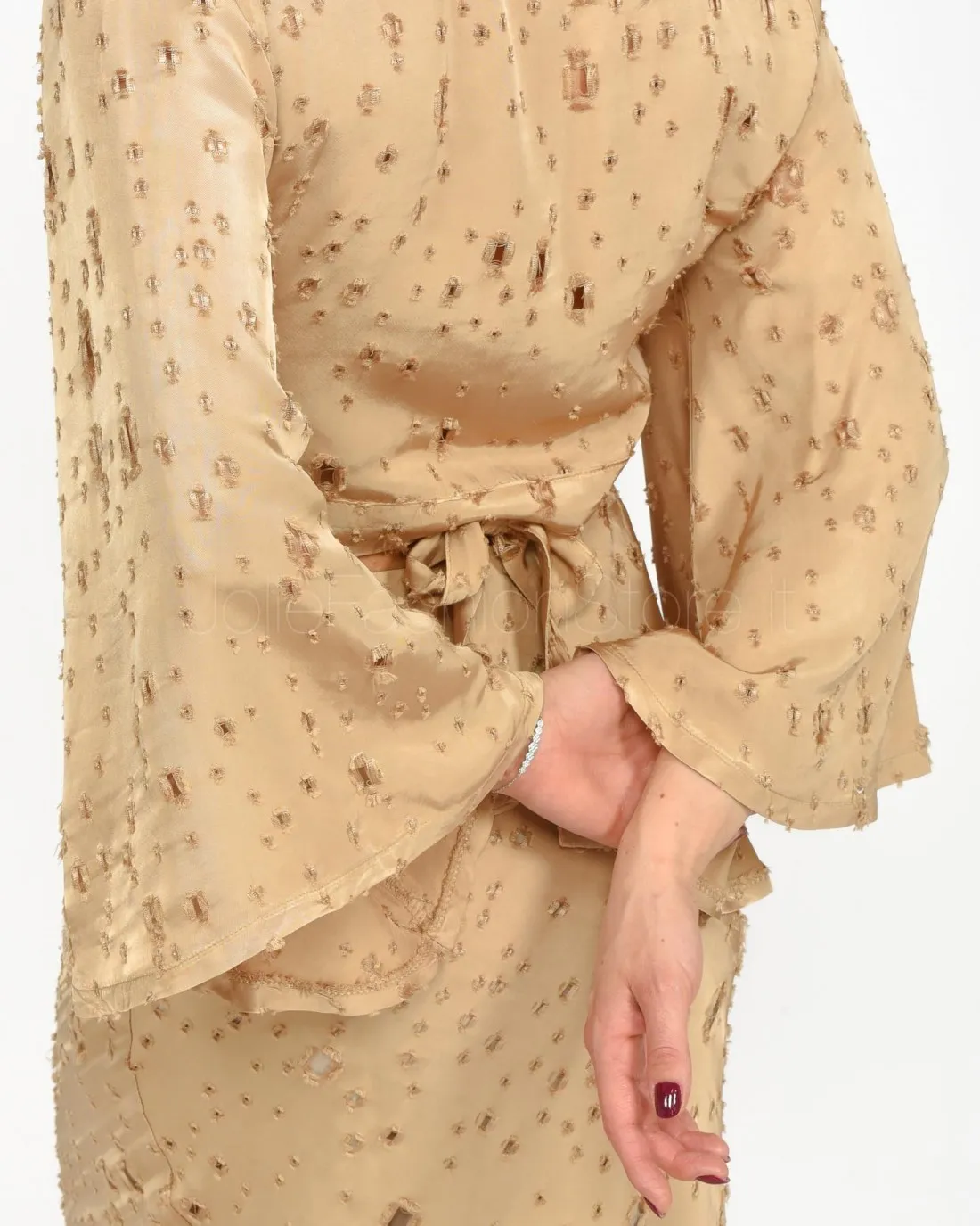 ---------------  ---------------  ---------------  ---------------  --------------Pink Memories Top Beige------