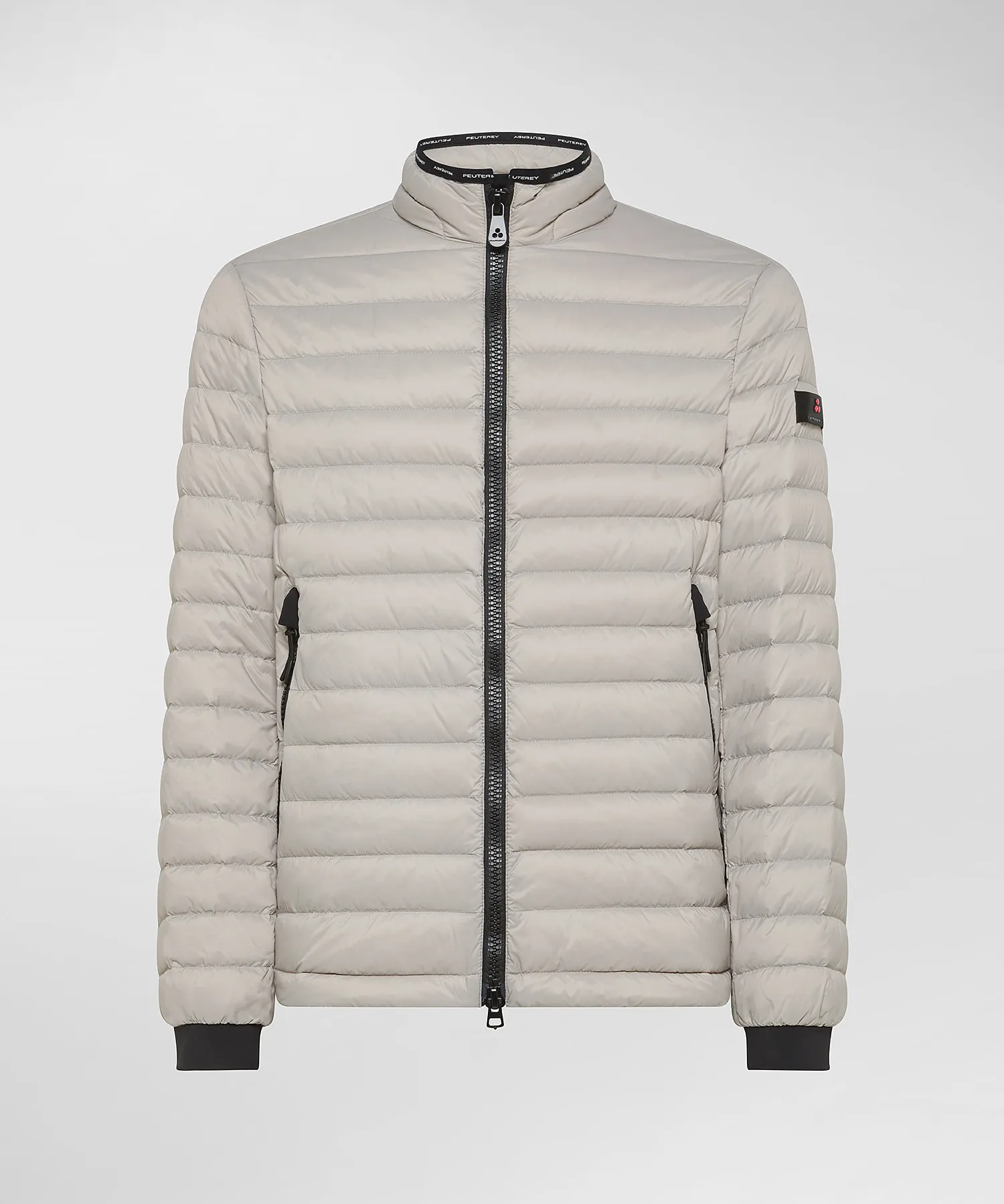 Piumino superleggero e idrorepellente