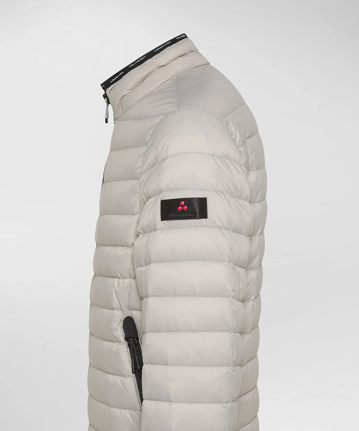 Piumino superleggero e idrorepellente