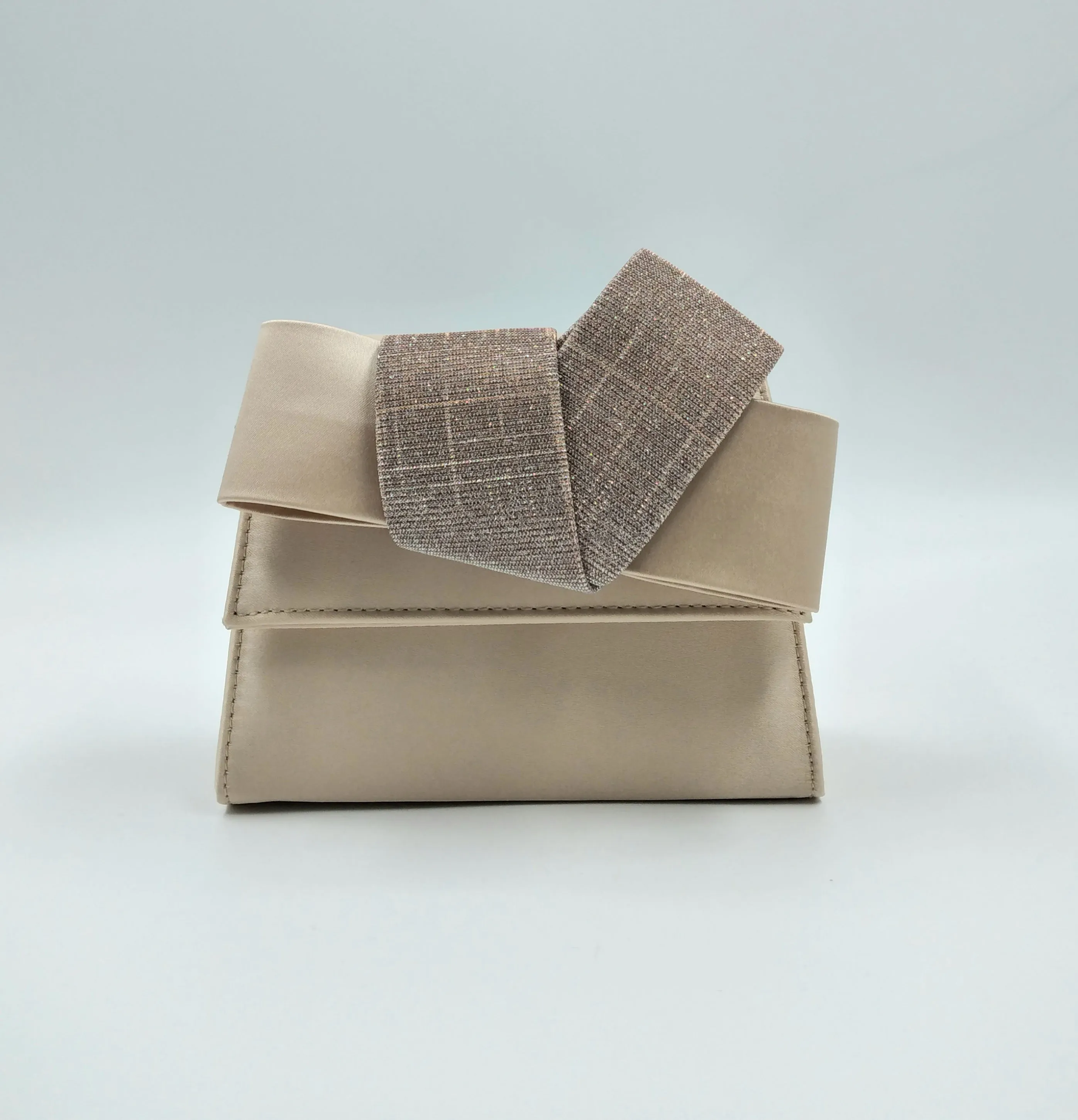 POCHETTE CIPRIA DETTAGLIO FIOCCO LUREX