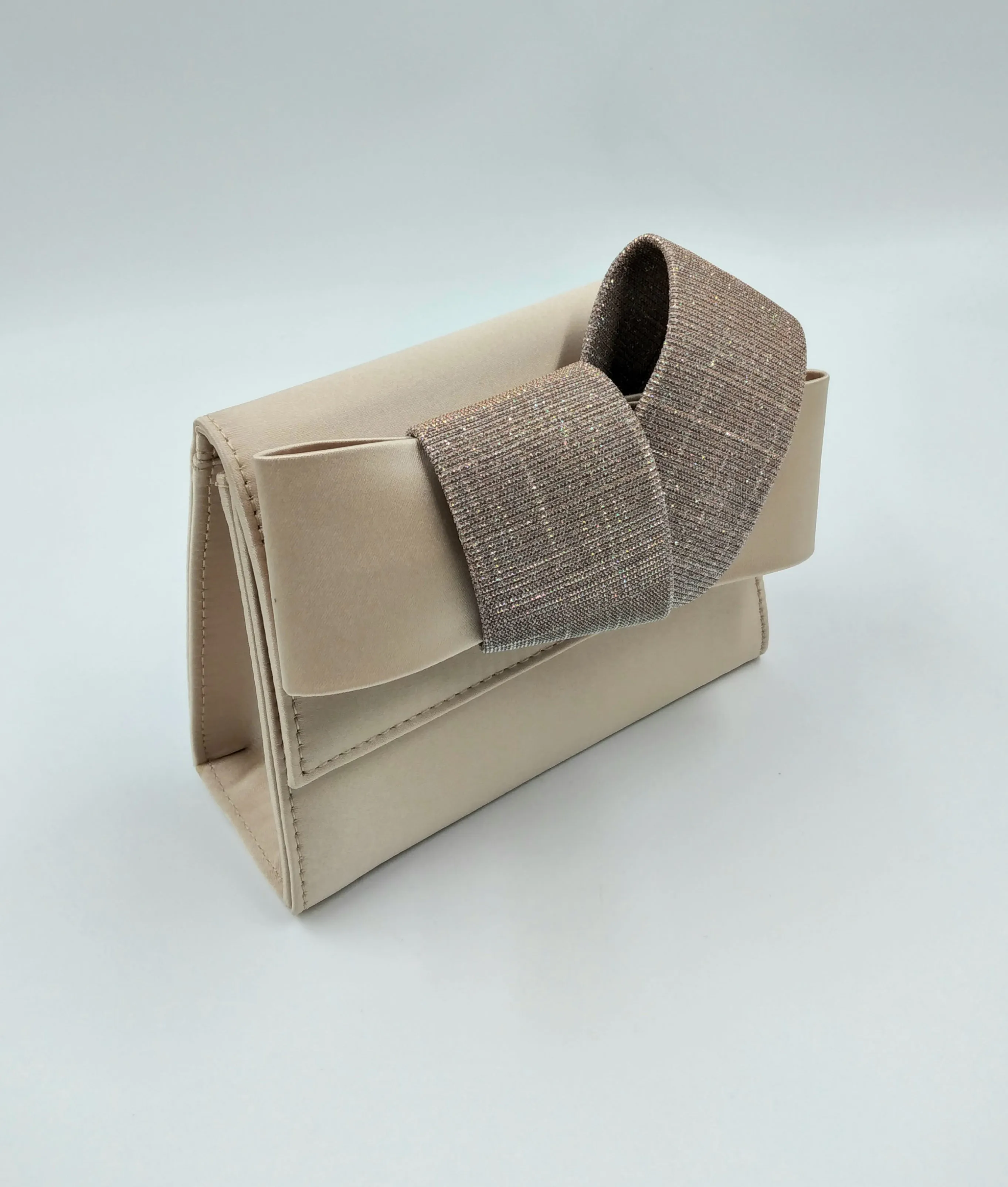 POCHETTE CIPRIA DETTAGLIO FIOCCO LUREX