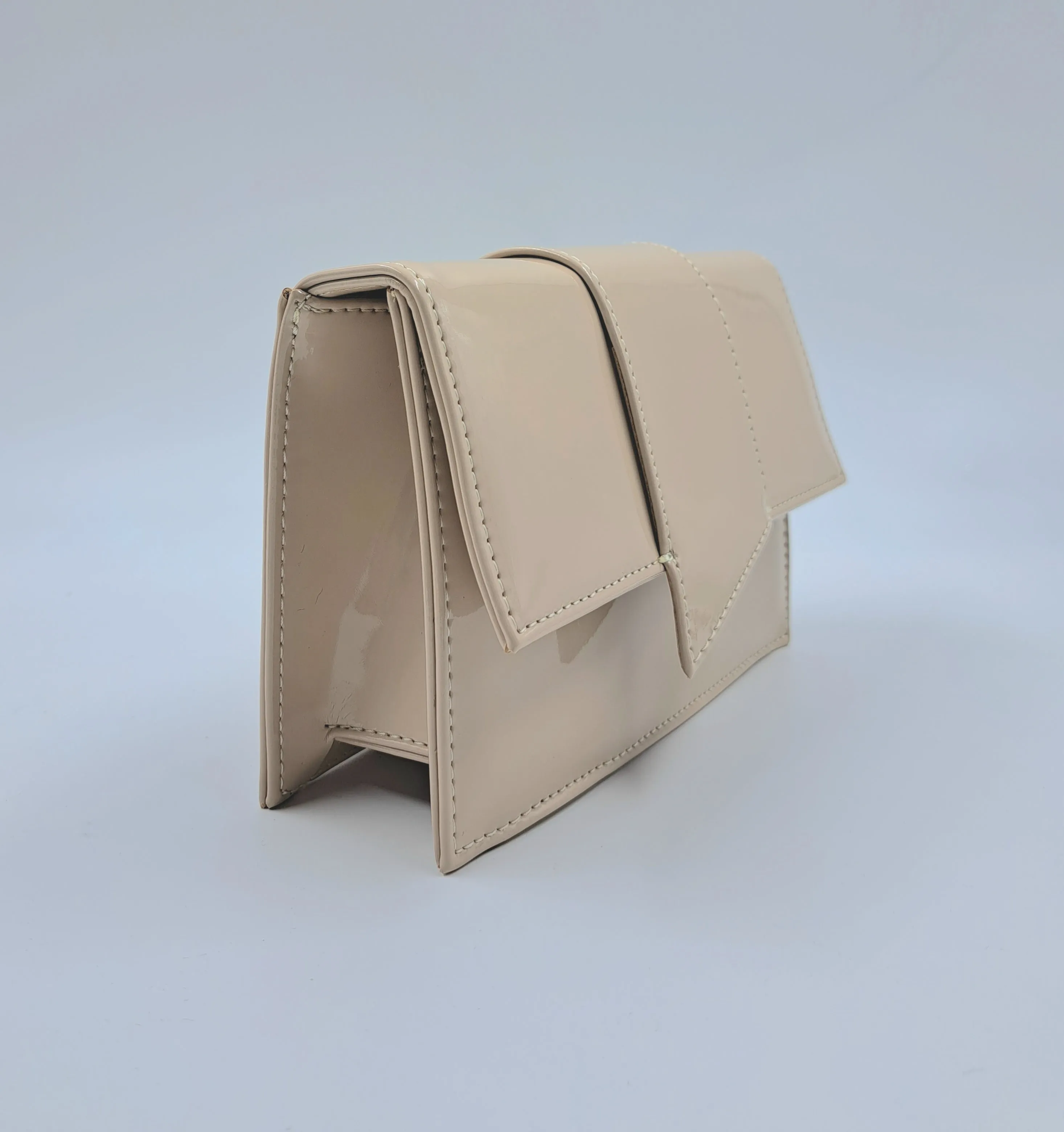POCHETTE VERNICE NUDE