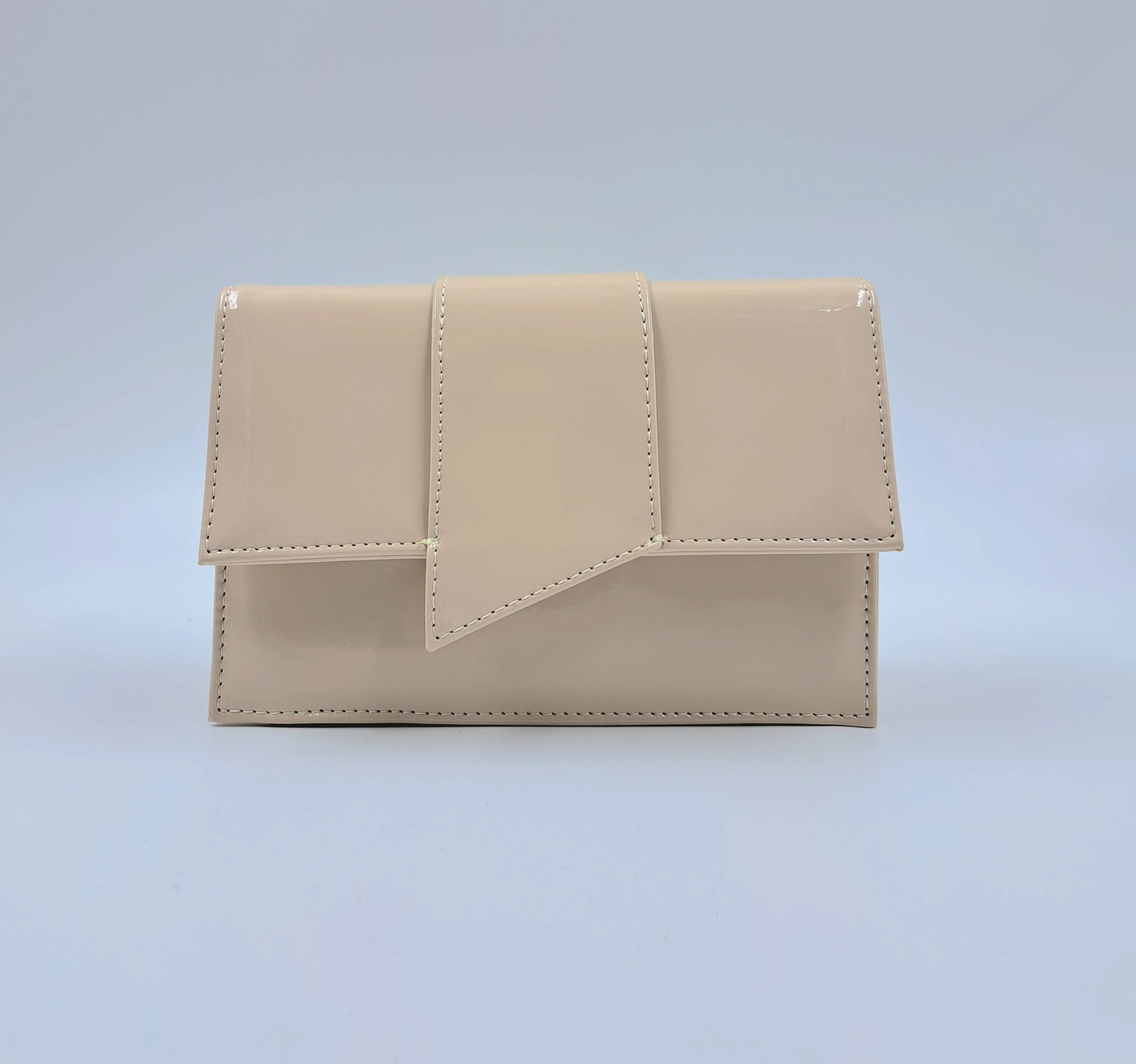 POCHETTE VERNICE NUDE