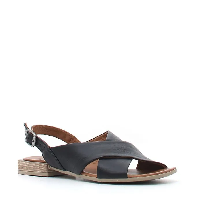 SANDALI IN PELLE