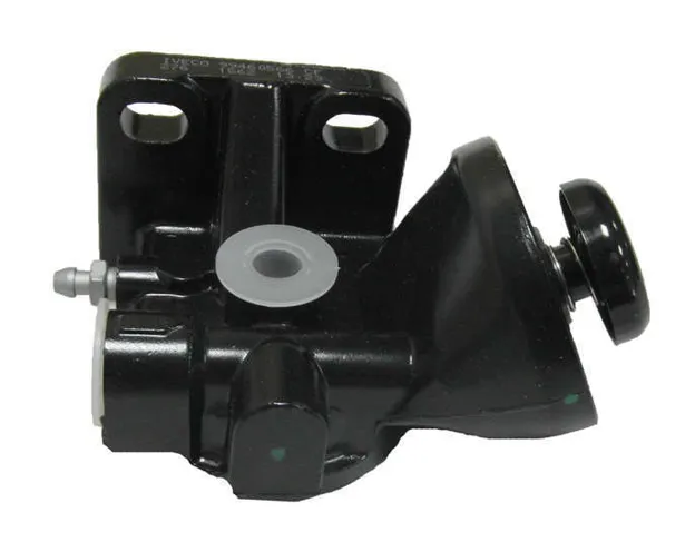 Supporto filtro gasolio con pompetta adescatrice per IVECO