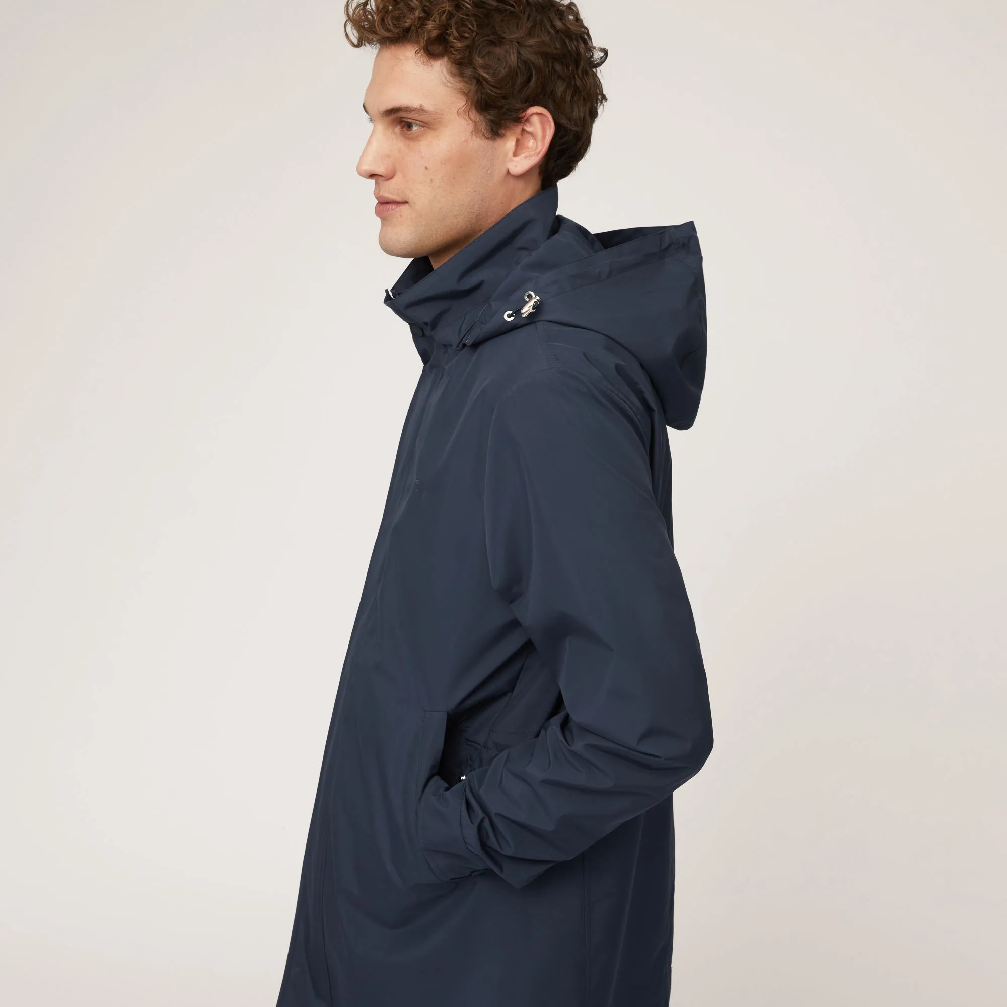 Trench In Nylon Tecnico Con Cappuccio