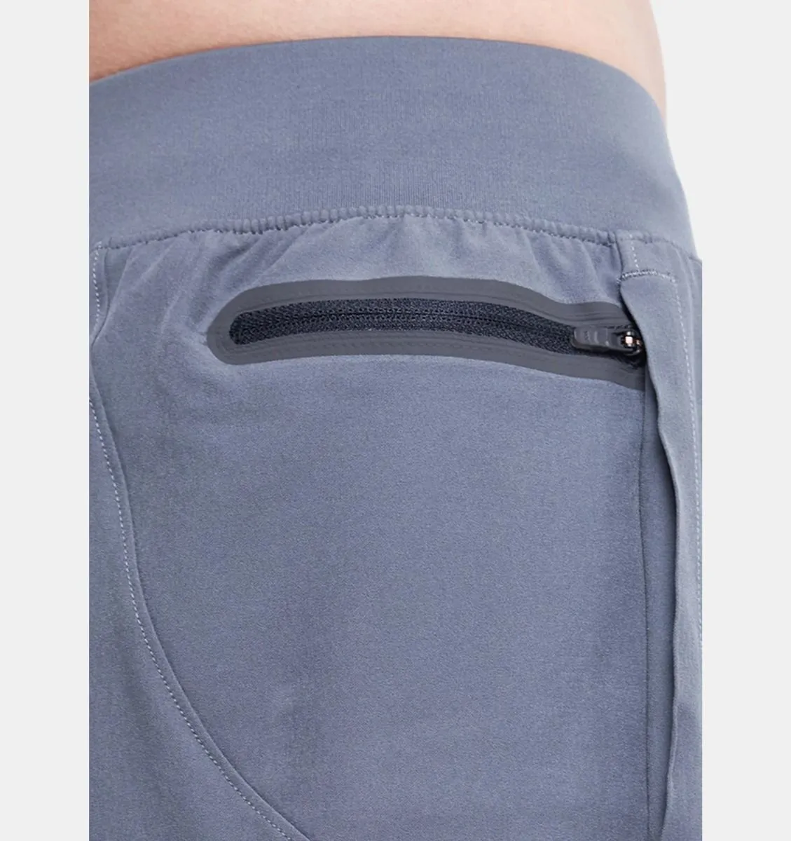 Under Armour Pantalone unstoppable tapered
