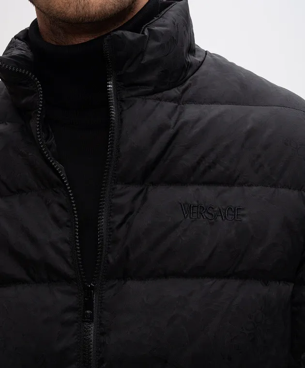 Versace Piumino Barocco nero con ricamo logo 10135371A09785