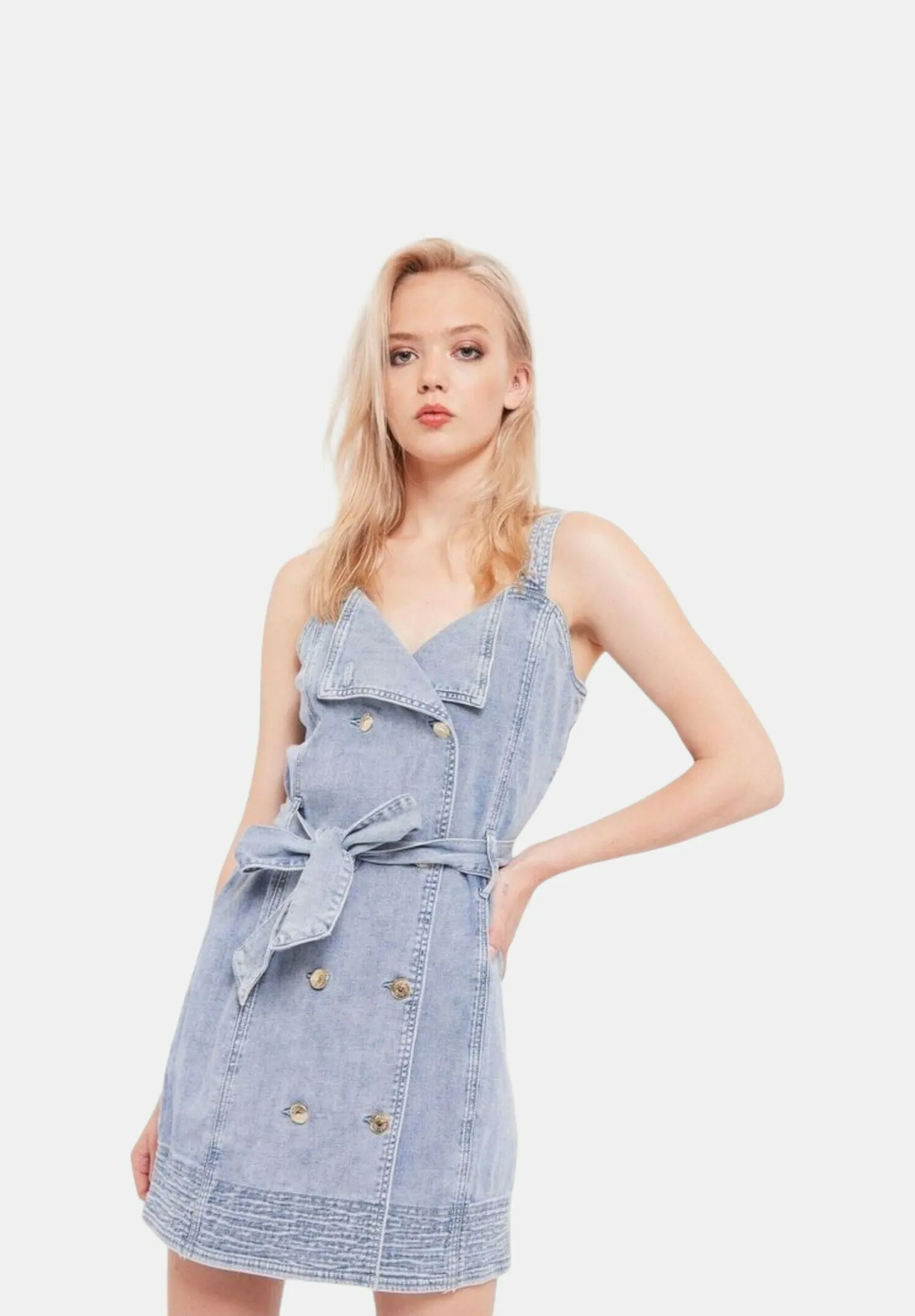 Vestito di jeans