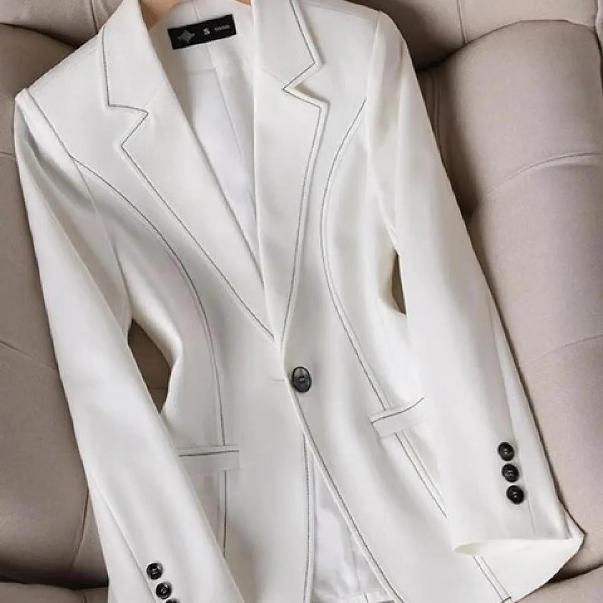Xfpv Giacca da donna a maniche lunghe casual in tinta unita con intaglio e temperamento sottile Moda Nuova marea Primavera Autun